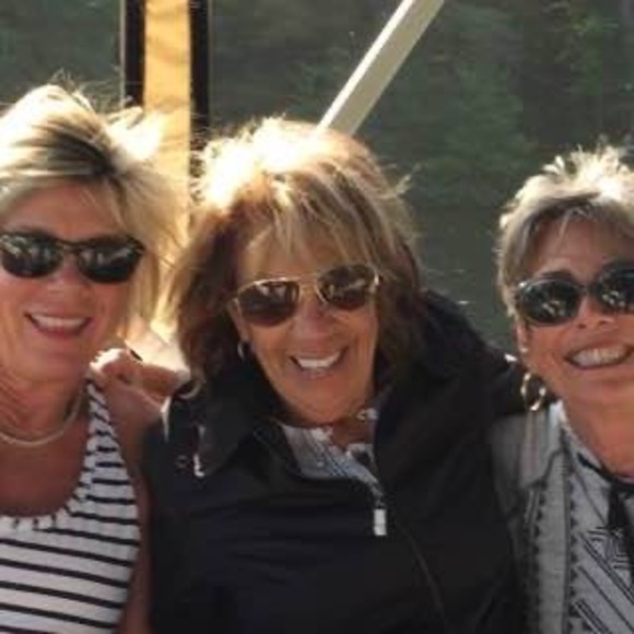 Meet your Posher, Joan - Picture 1 of 1